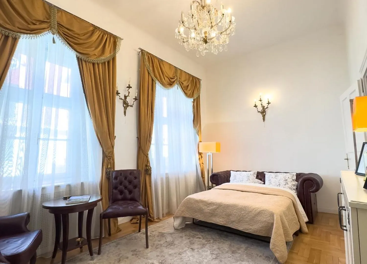 Budapest Opera Studio contacts